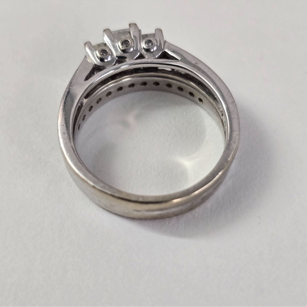 14K White Gold Diamond Bridal Ring Set - Picture 5 of 8
